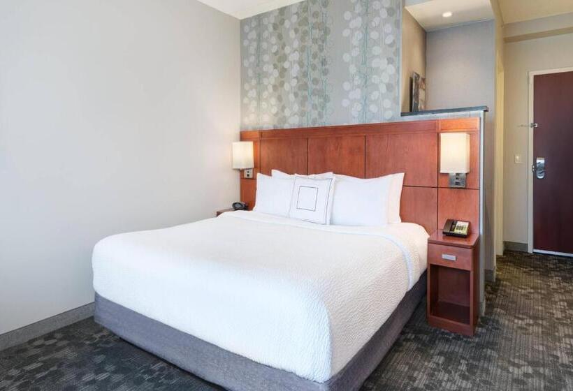 带大床的标准间, Courtyard By Marriott Pittsburgh Washington Meadow Lands