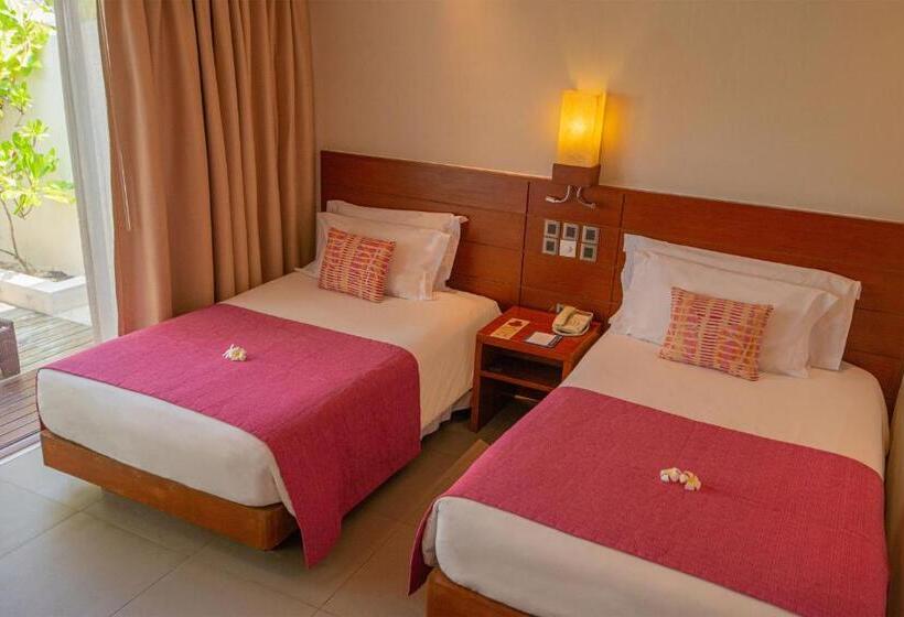 ویلای 1 خوابه, Centara Ras Fushi Resort & Spa Maldives