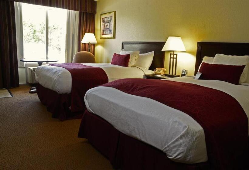 Номер Стандарт 2 Двуспальные Кровати, Best Western Mountain Lodge At Banner Elk