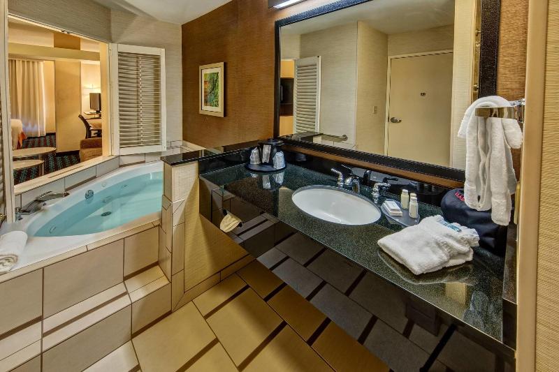 Люкс Кровать Кинг, Fairfield By Marriott Russellville