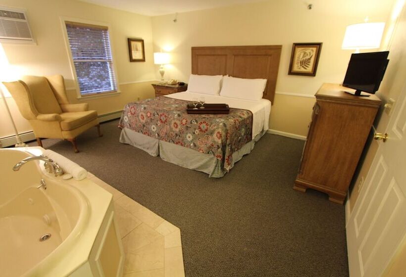 Люкс, Innseason Resorts The Falls At Ogunquit