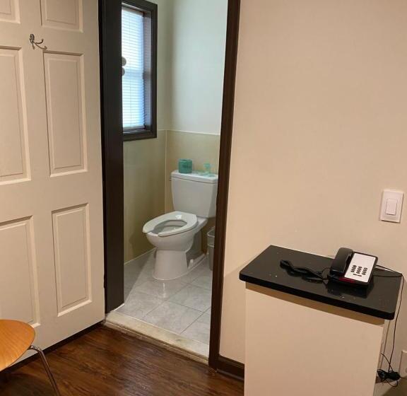 Номер Стандарт, Budget Inn