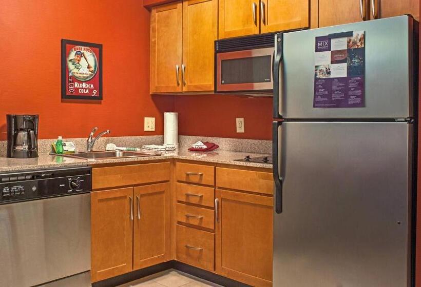 스탠다드 스튜디오 킹침대, Residence Inn Aberdeen At Ripken Stadium