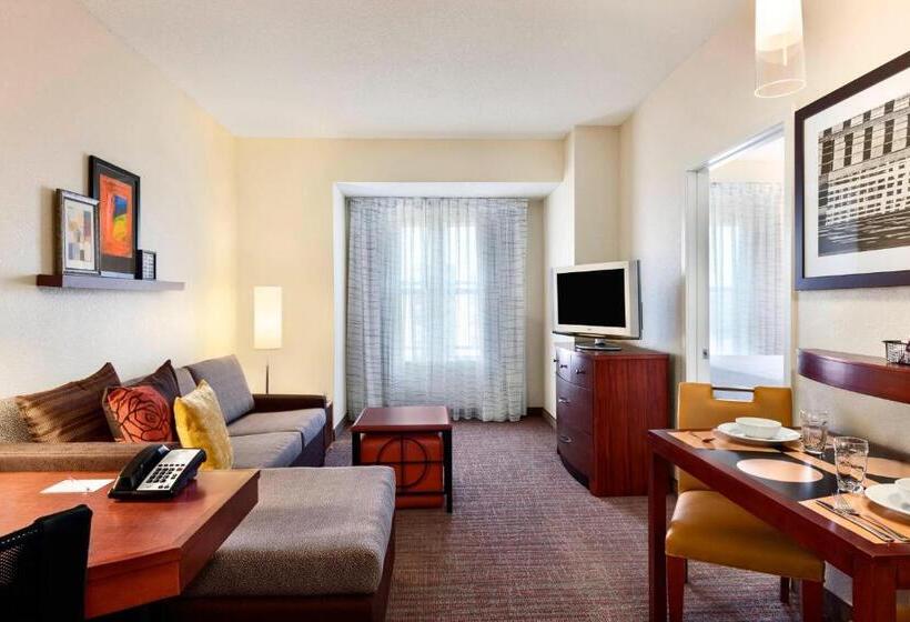 Люкс 2 Спальни, Residence Inn By Marriott Greensboro Airport