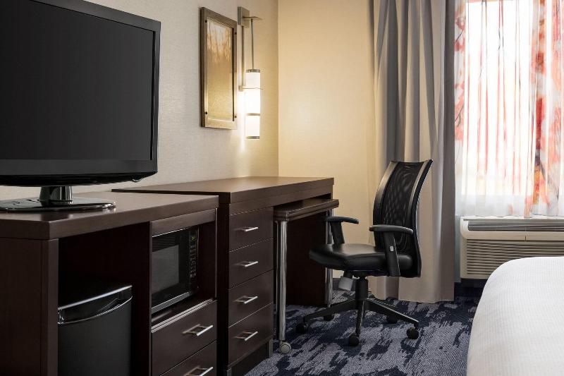 带大床的标准间, Fairfield Inn & Suites By Marriott Amarillo Airport