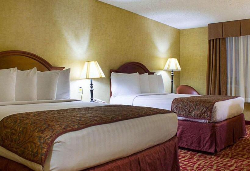 带2个双人床的标准工作室, Rodeway Inn Columbia Mall Loop