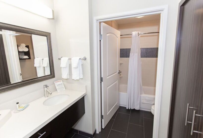 سوئیت 2 خوابه, Staybridge Suites Bowling Green, An Ihg
