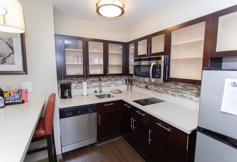 سوئیت 2 خوابه, Staybridge Suites Bowling Green, An Ihg