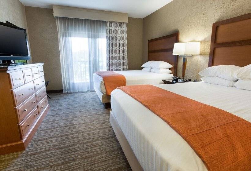 اتاق لوکس با تراس, Drury Inn & Suites Flagstaff