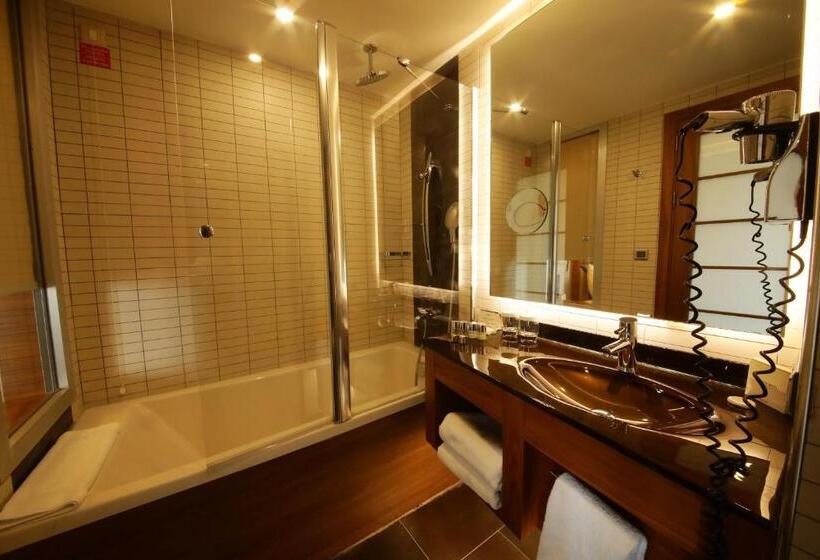 Superior Room with Views, Cevahir Hotel Istanbul Asia
