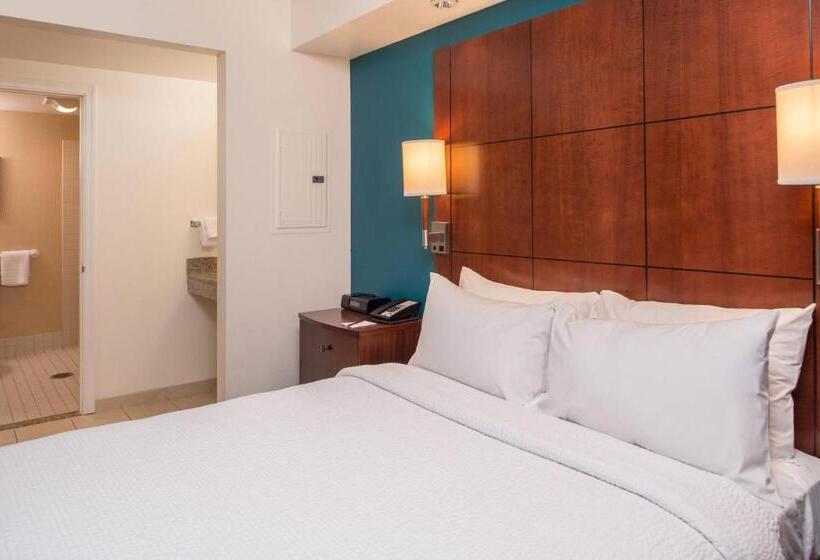 استودیوی لوکس, Residence Inn Pittsburgh North Shore
