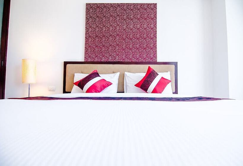 سوییت, Romance Hotel Bangna