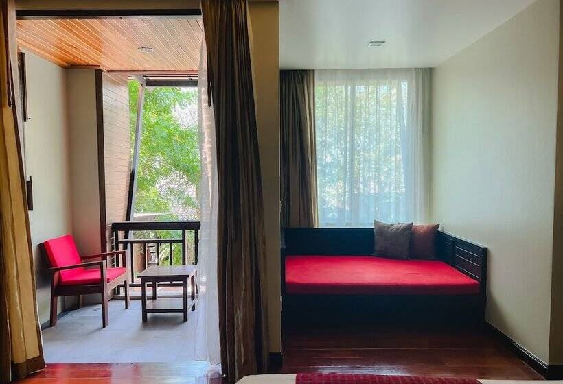 اتاق لوکس سه تخته, Aonang Phu Pi Maan Resort & Spa   Sha Extra Plus