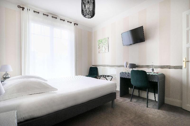 Номер Стандарт Вид на Реку, Sheraton Fuzhou