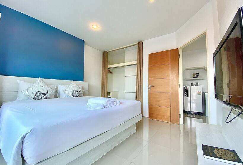 스탠다드 스튜디오, The Palms Residence   Sha Extra Plus