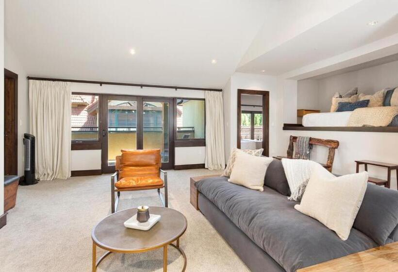 1 Bedroom Penthouse Apartment, Lumiere With Inspirato