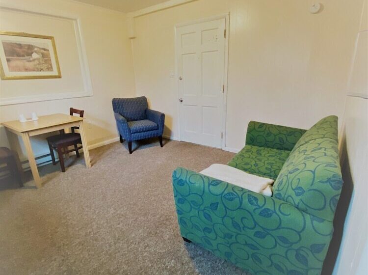 Люкс, Country Place Inn And Suites