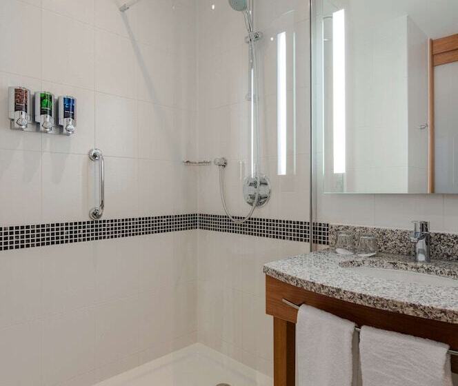 اتاق استاندارد, Hampton By Hilton Amsterdam / Arena Boulevard