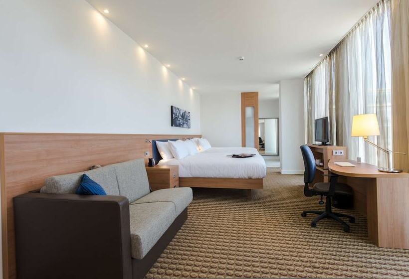 اتاق استاندارد, Hampton By Hilton Amsterdam / Arena Boulevard