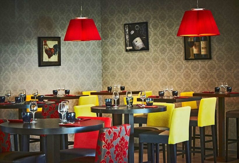 اتاق بزرگ با دسترسی به اسپا, Kyriad Prestige Lyon Est   Saint Priest Eurexpo Hotel And Spa