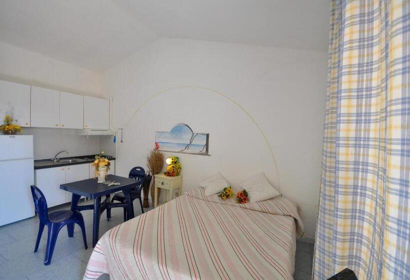 استودیو استاندارد با بالکن, Residence Le Onde
