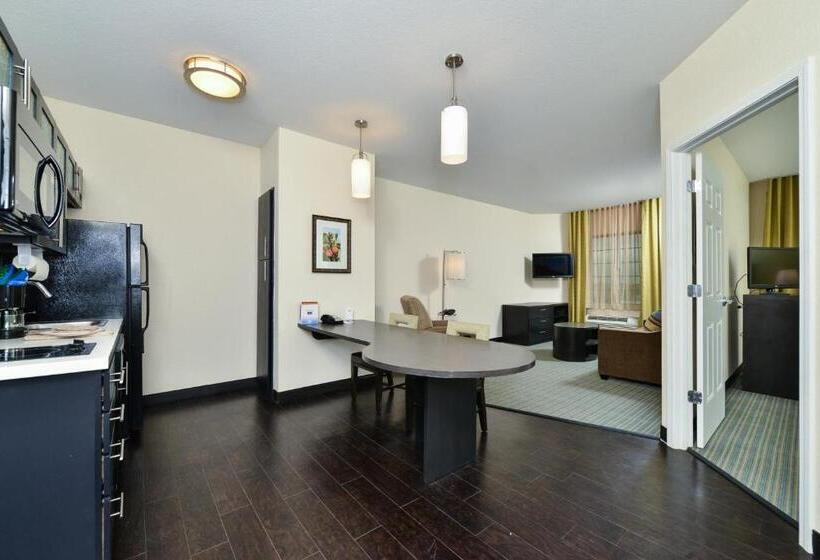 キングサイズベッドのスイートルーム, Candlewood Suites Monahans, An Ihg
