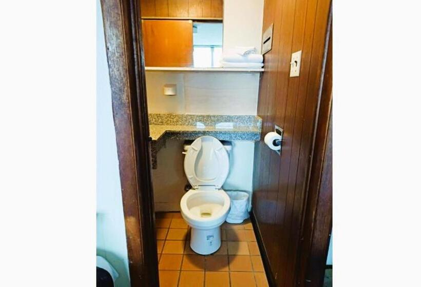 Номер Стандарт Индивидуальный, Holiday Lodge Virginia