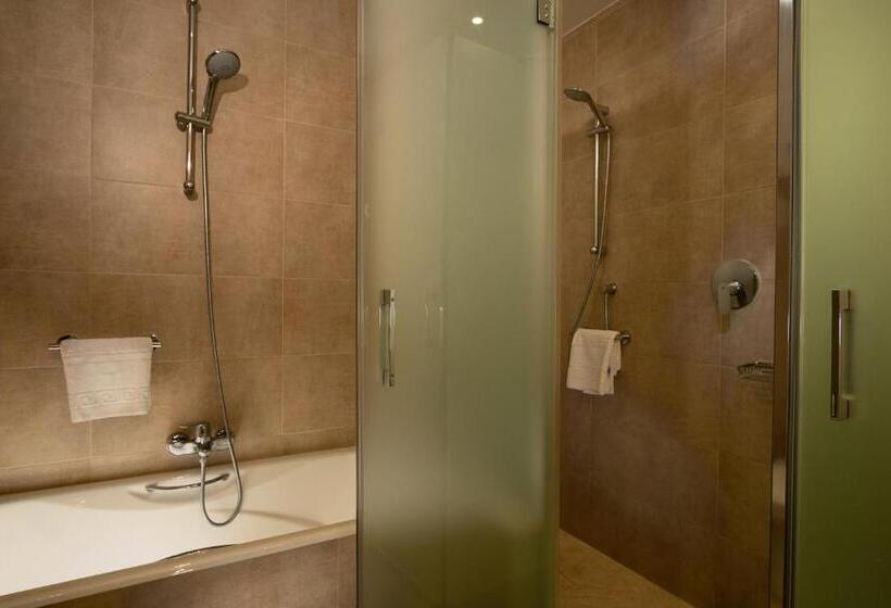 带3个卧室的公寓, Suites Puerto Sherry