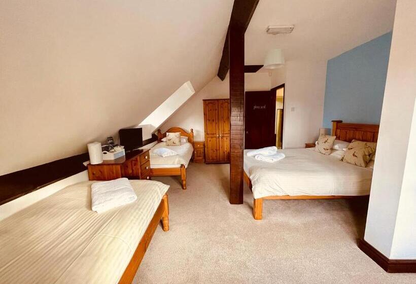 Семейный Номер, The Plough Inn Boddington
