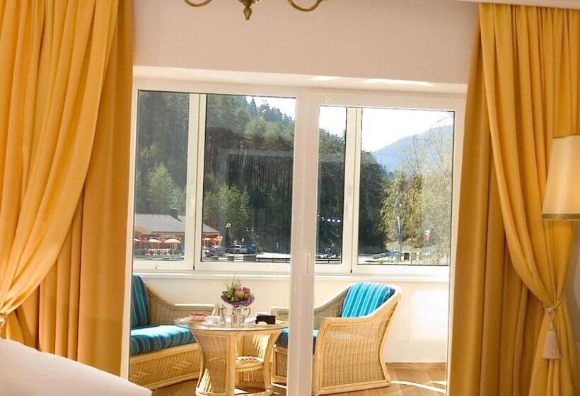 Номер Стандарт с Гостиной, Schloss Hotel Fernsteinsee