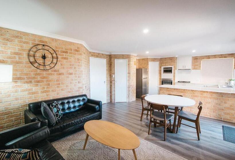 Апартаменты 3 Спальни, Quality Apartments Banksia Albany