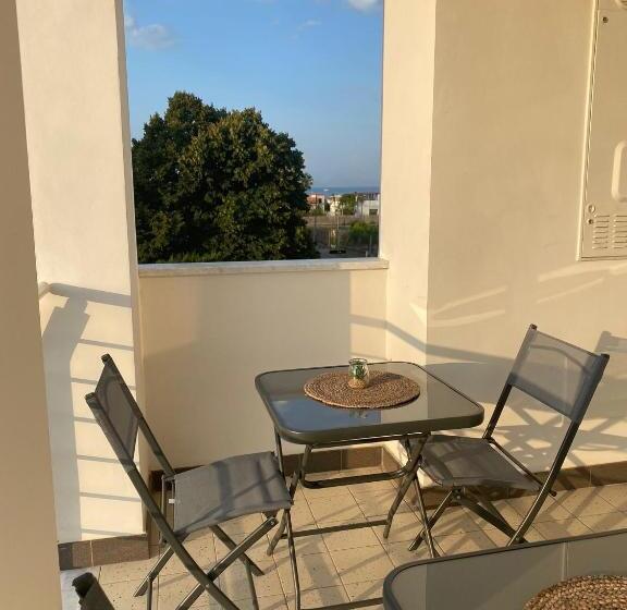 Quarto Estandar, Ilpostogiusto