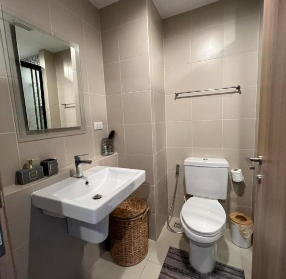 استودیوی استاندارد, Roomquest Hua Hin Lahabana