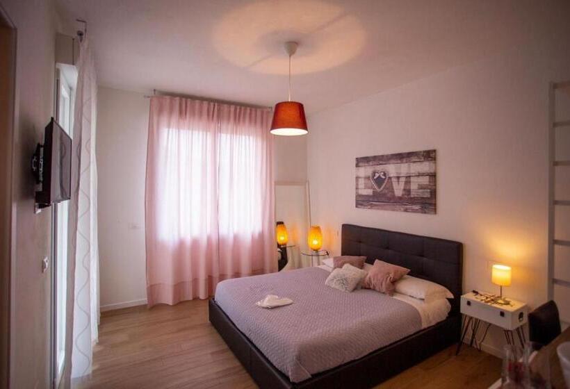 带阳台的豪华间, Bed And Breakfast Castello7
