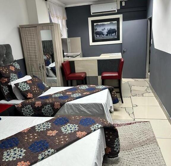 Cameră Economică, Forchutec Guest House