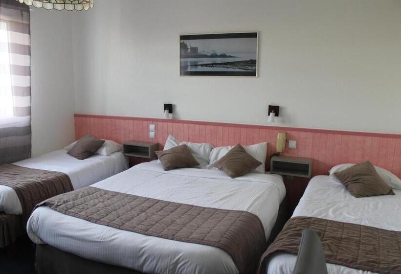 Standard Quadruple Room with Bunk Beds, De La Mer