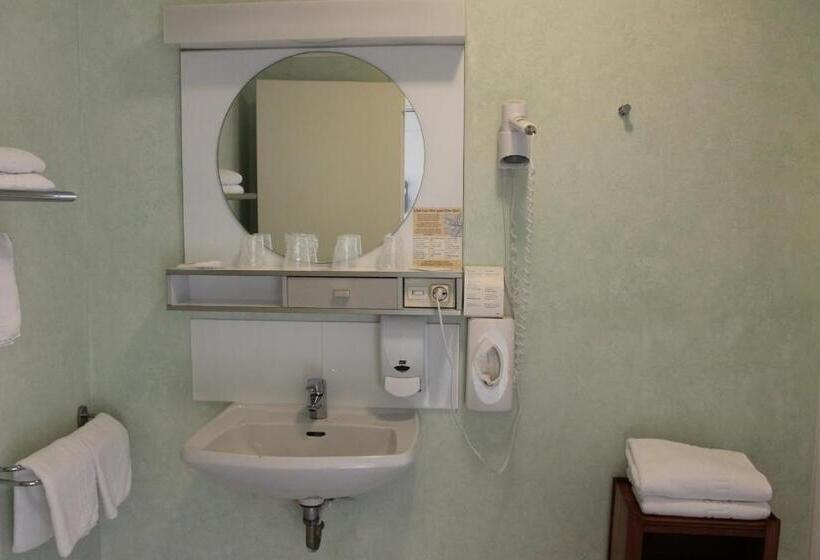 Triple Room Sea View, De La Mer