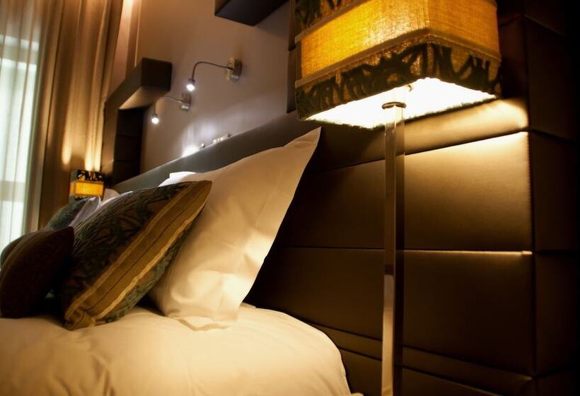اتاق استاندارد یک نفره, Aqua Ria Boutique