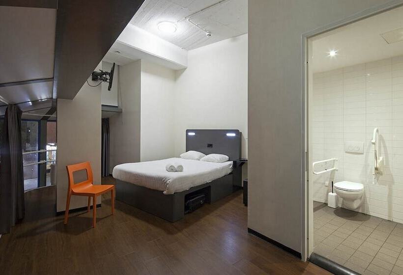 اتاق سوپریور برای معلولان, Easyhotel Rotterdam City Centre