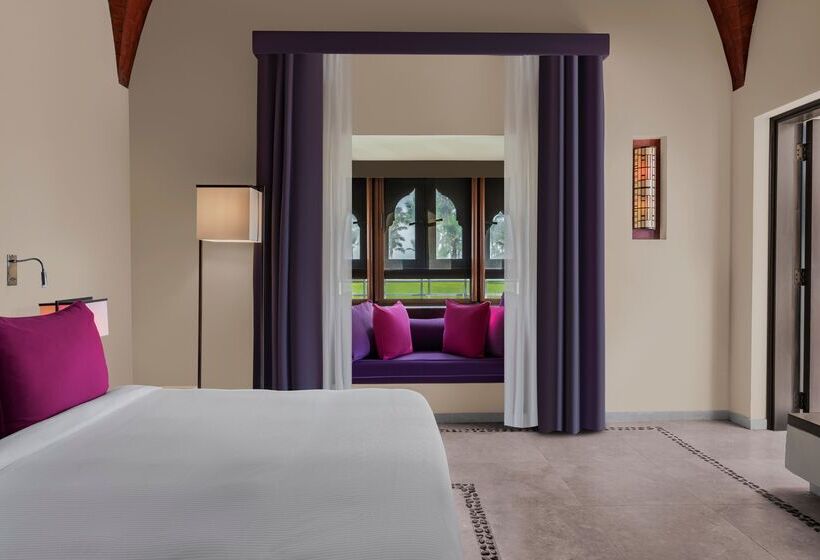 سوییت, Salalah Rotana Resort