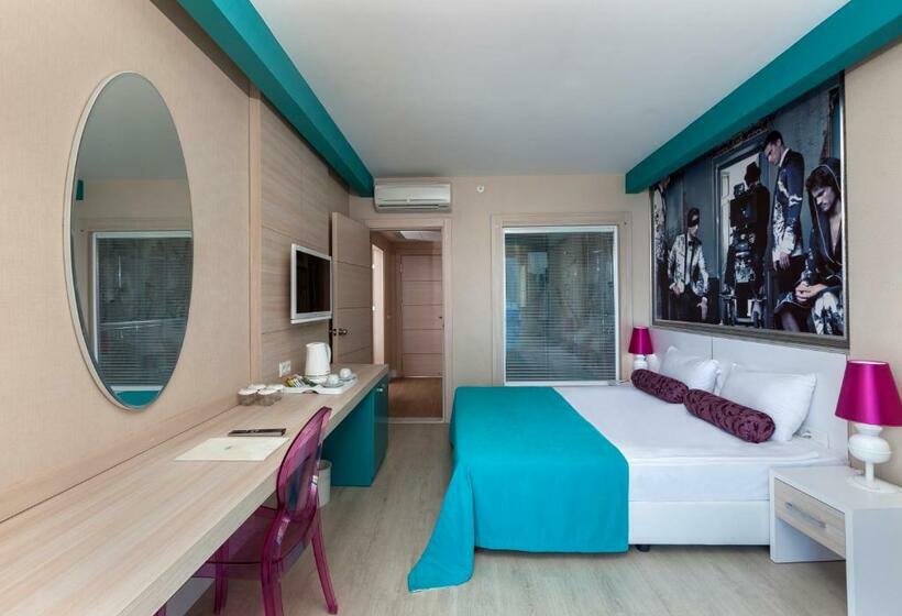 Номер Стандарт Боковой Вид на Море, Sultan Of Dreams Hotel & Spa