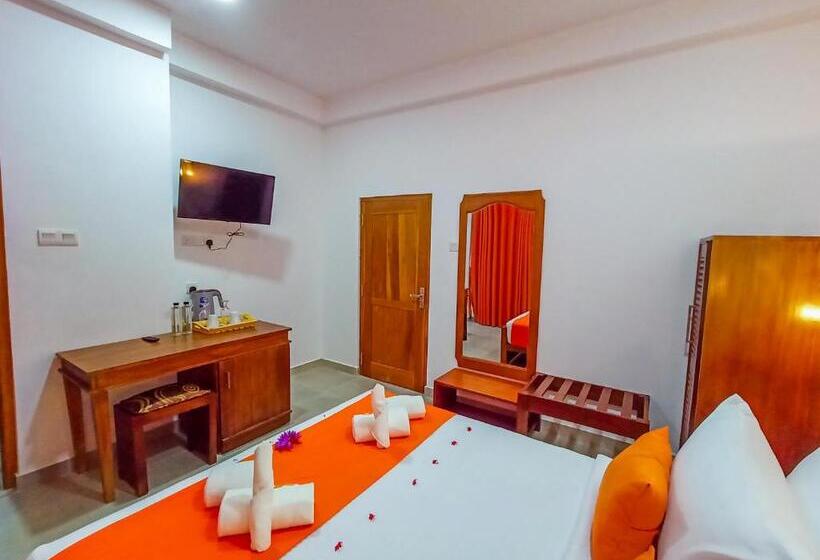 豪华房间, Three Elephant Holiday Inn
