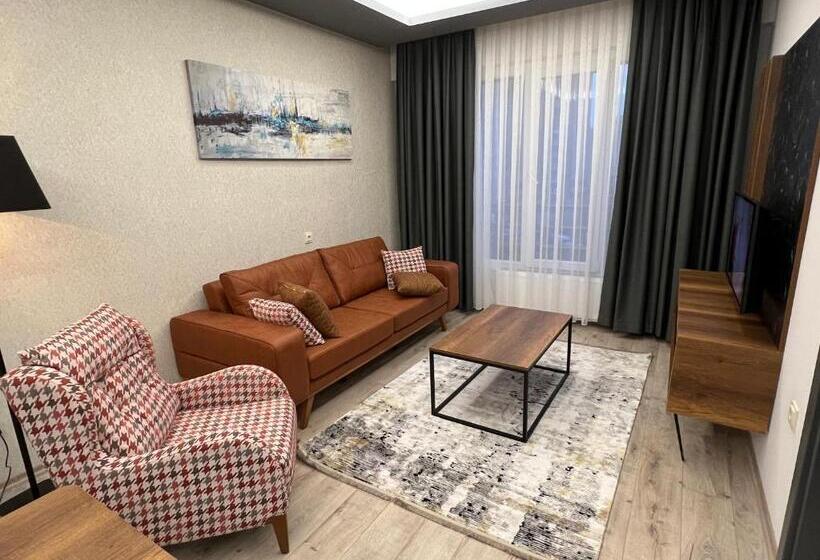 سوییت لوکس, Prime Inn City