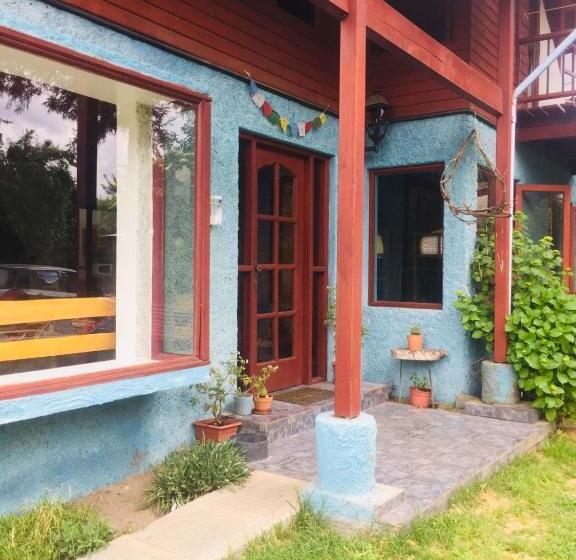 Quarto Estandar com Sacada, Hostel Raiz