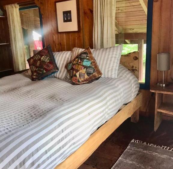 Quarto Estandar com Sacada, Hostel Raiz