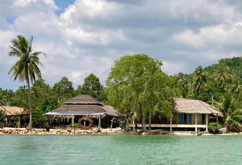 فيلا غرفتين نوم مطلة على البحر, Absolute Beachfront Resort