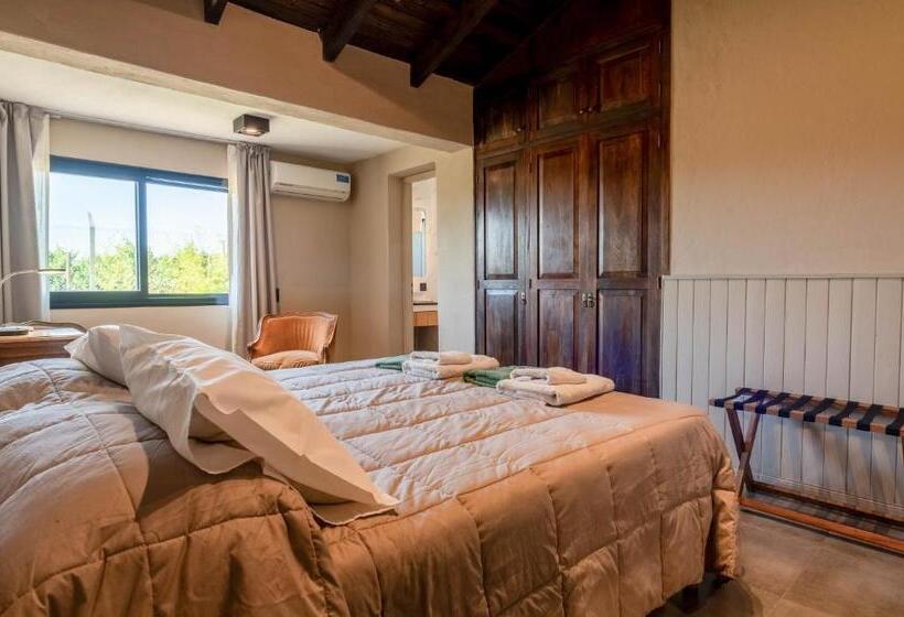 جناح سوبيريور, Posada Mawida