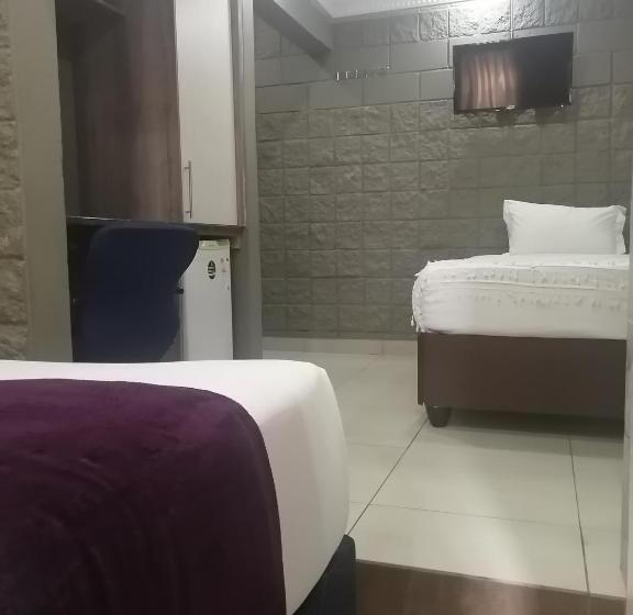 اتاق خانوادگی, Olu Guest Lodge