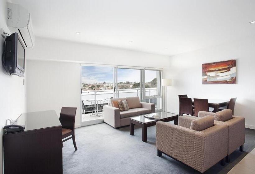 سوئیت 2 خوابه, St Kilda Central Apartments