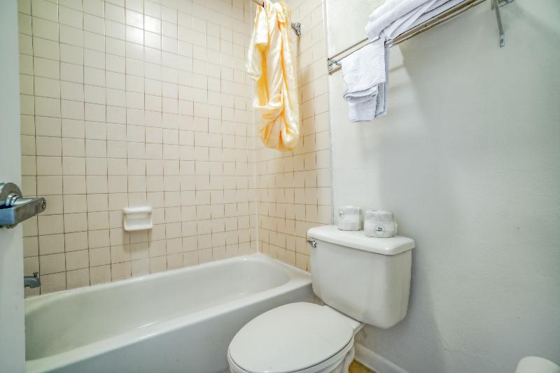 سوییت لوکس, St Kilda Central Apartments